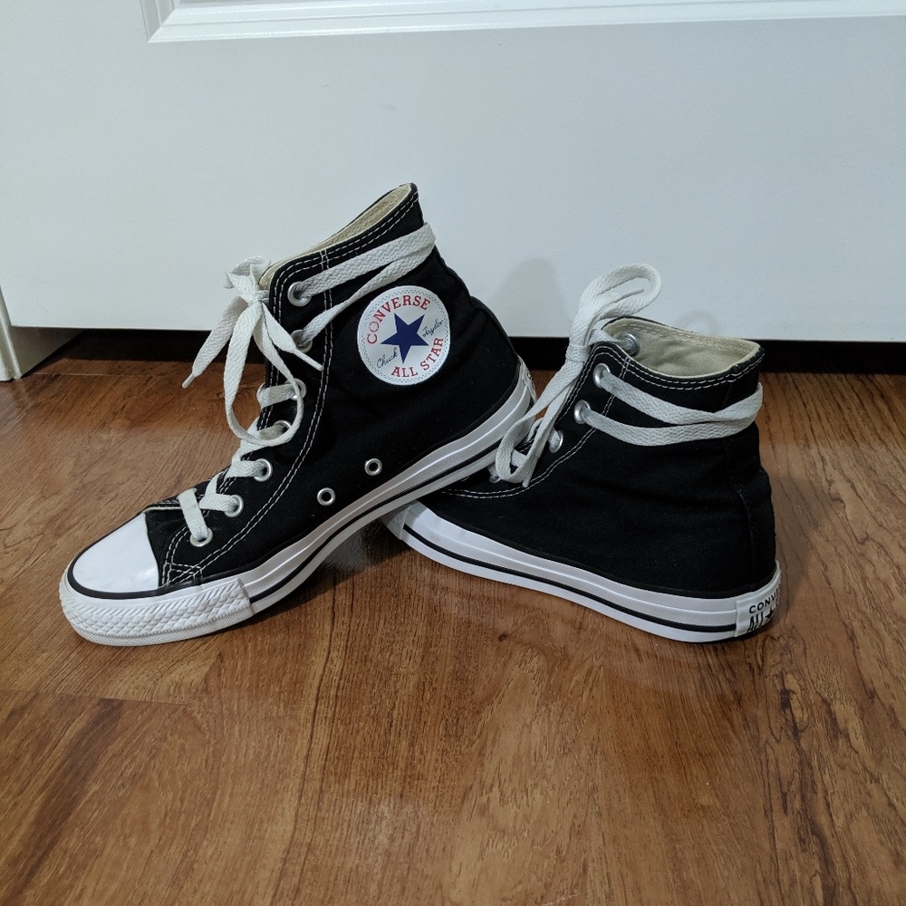 Black High-Top Converse Women's 7